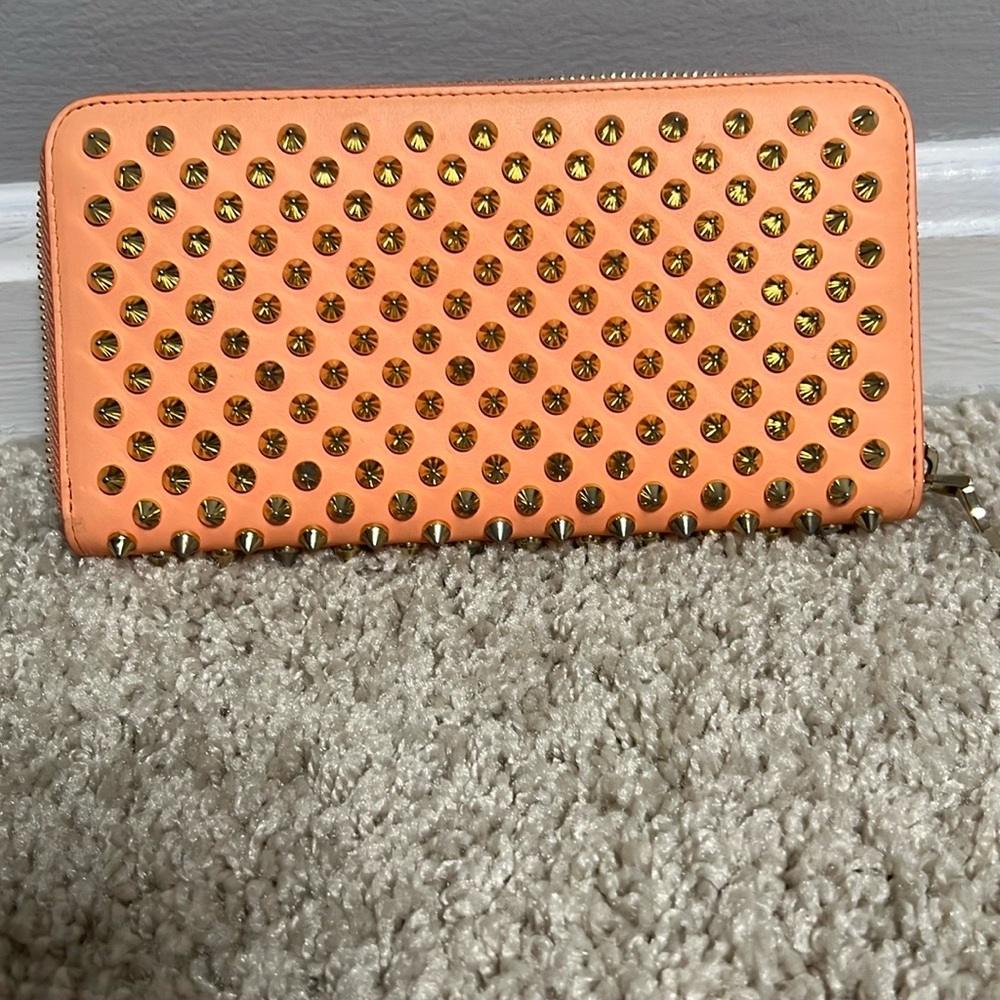 EUC Christian Louboutin (spiked) Pannette King Wallet
